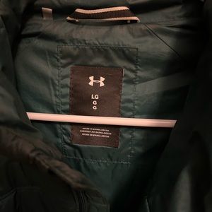Women’s Hunter green puffer coat. Size Large.